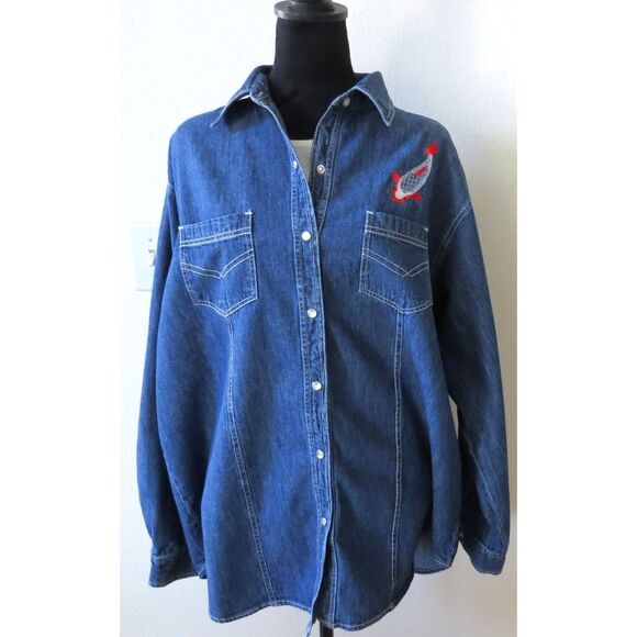 High Sierra Vintage 90's Women's Denim Shirt with Embroidered Koi Fish XL EUC - Picture 2 of 9